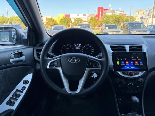 Hyundai Solaris I с пробегом 2011 года, цена 611 000 рублей, 223524 км, седан, Автокод Объявления