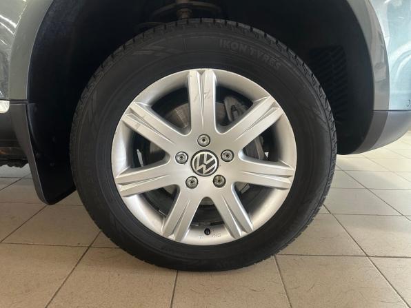 Volkswagen Touareg I Рестайлинг с пробегом 2007 года, цена 840 000 рублей, 391259 км, внедорожник, Автокод Объявления