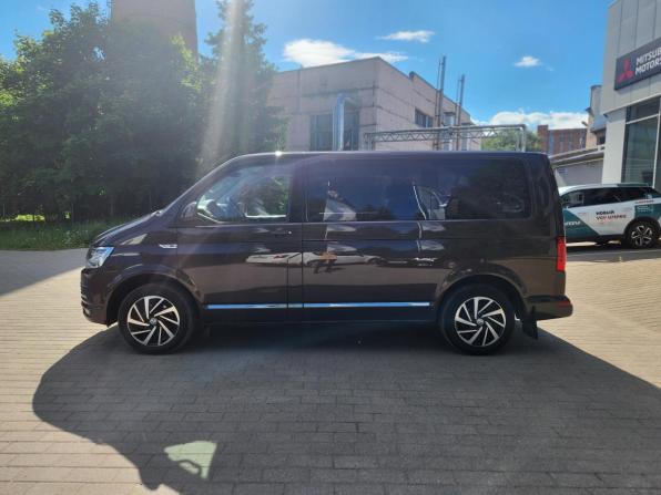 Volkswagen Caravelle T6 с пробегом 2019 года, цена 3 380 000 рублей, 134000 км, минивэн, Автокод Объявления
