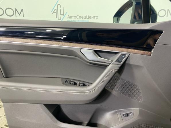 Volkswagen Touareg III с пробегом 2019 года, цена 4 537 000 рублей, 80876 км, внедорожник, Автокод Объявления