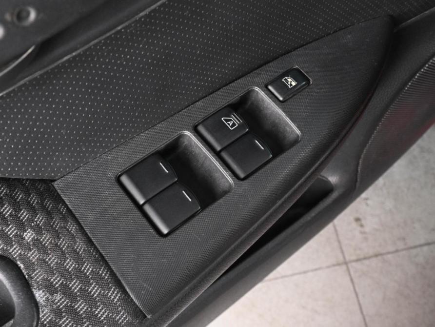 Nissan Note I Ростов-на-Дону  - изображение 16