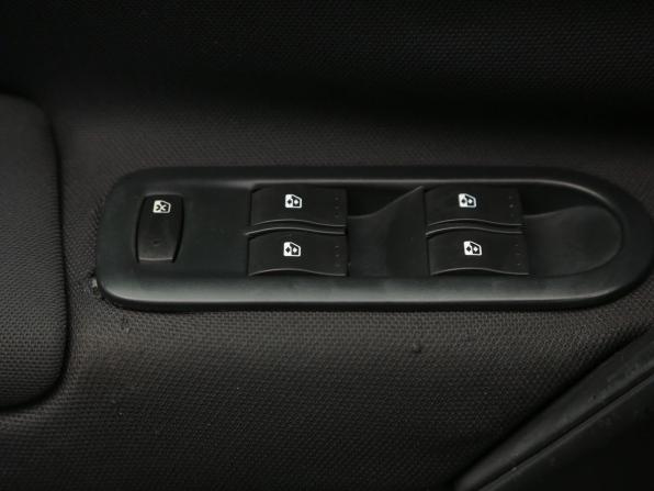 Renault Megane II Рестайлинг с пробегом 2008 года, цена 381 000 рублей, 161000 км, седан, Автокод Объявления