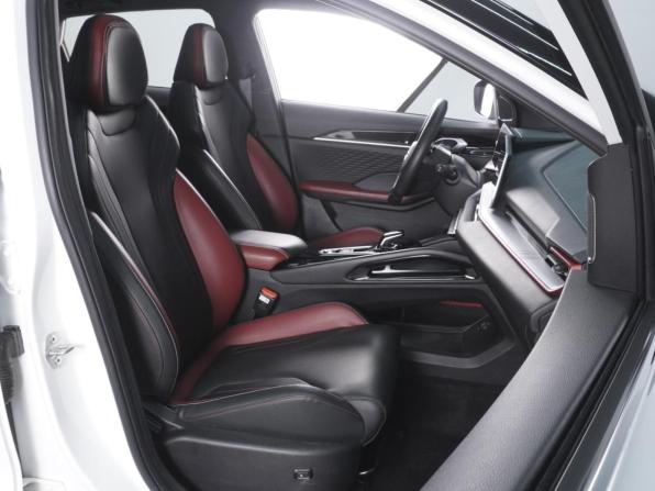 Geely Coolray I Рестайлинг с пробегом 2024 года, цена 2 150 000 рублей, 15231 км, внедорожник, Автокод Объявления