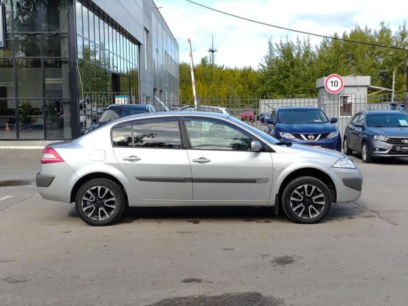 Renault Megane II Рестайлинг с пробегом 2006 года, цена 244 000 рублей, 501343 км, седан, Автокод Объявления