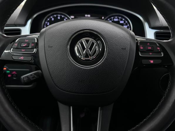 Volkswagen Touareg II с пробегом 2012 года, цена 2 399 000 рублей, 119230 км, внедорожник, Автокод Объявления