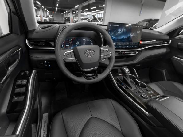 Toyota Highlander IV (XU70) с пробегом 2026 года, цена 5 330 000 рублей, 50 км, внедорожник, Автокод Объявления