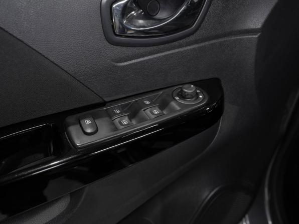 Renault Kaptur I с пробегом 2017 года, цена 1 875 000 рублей, 41201 км, внедорожник, Автокод Объявления