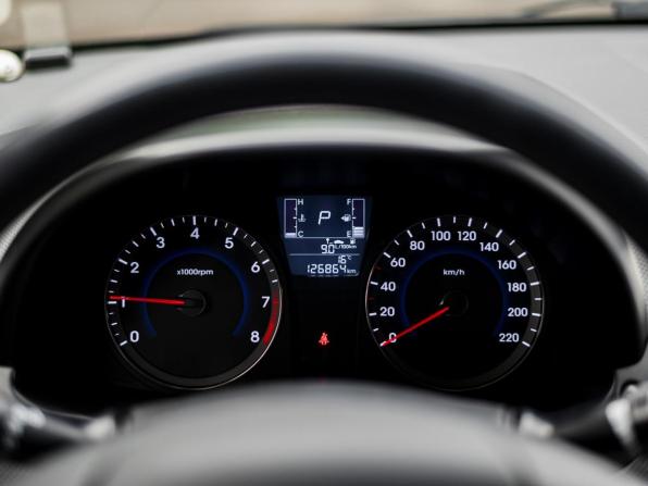 Hyundai Solaris I Рестайлинг с пробегом 2015 года, цена 999 000 рублей, 126742 км, седан, Автокод Объявления