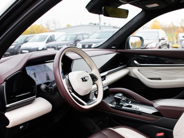 Geely Monjaro I с пробегом 2024 года, цена 2 449 000 рублей, 55000 км, внедорожник, Автокод Объявления