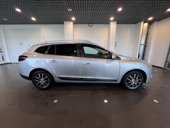 Renault Megane III с пробегом 2011 года, цена 630 000 рублей, 204797 км, универсал, Автокод Объявления