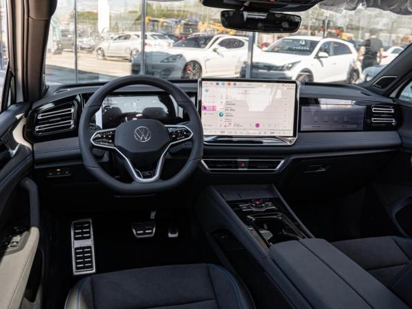 Volkswagen Tiguan III (China Market) с пробегом 2026 года, цена 4 770 000 рублей, 55 км, внедорожник, Автокод Объявления