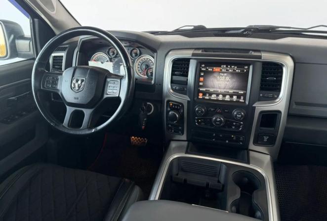 Dodge RAM IV (DS/DJ) с пробегом 2017 года, цена 3 950 000 рублей, 178687 км, offers.body_type.unknown, Автокод Объявления