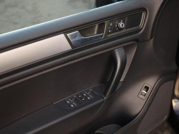 Volkswagen Touareg II с пробегом 2014 года, цена 1 769 000 рублей, 275954 км, внедорожник, Автокод Объявления