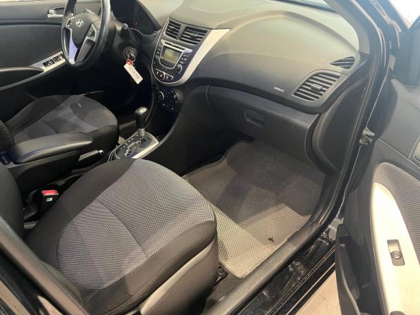 Hyundai Solaris I с пробегом 2014 года, цена 849 000 рублей, 185110 км, седан, Автокод Объявления