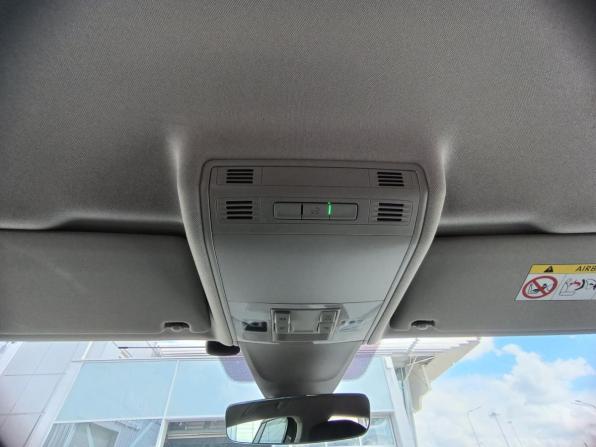 Volkswagen Tiguan II Рестайлинг с пробегом 2021 года, цена 2 317 000 рублей, 135000 км, внедорожник, Автокод Объявления