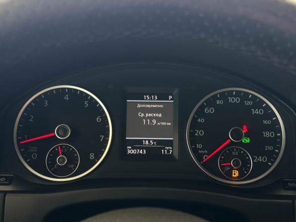 Volkswagen Tiguan I Рестайлинг с пробегом 2014 года, цена 1 575 000 рублей, 300743 км, внедорожник, Автокод Объявления