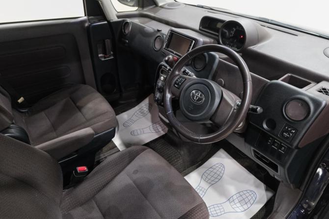 Toyota Spade с пробегом 2015 года, цена 969 000 рублей, 105000 км, компактвэн, Автокод Объявления