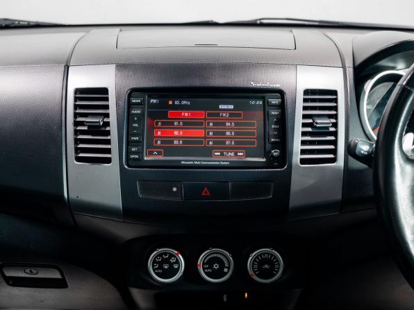 Mitsubishi Outlander II с пробегом 2006 года, цена 1 200 000 рублей, 207412 км, внедорожник, Автокод Объявления