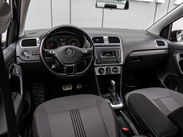 Volkswagen Polo V Рестайлинг с пробегом 2016 года, цена 1 190 000 рублей, 172716 км, седан, Автокод Объявления