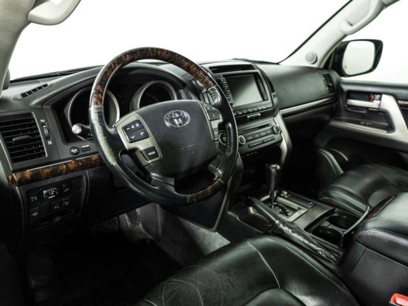 Toyota Land Cruiser 200 Series с пробегом 2011 года, цена 3 200 000 рублей, 310668 км, внедорожник, Автокод Объявления