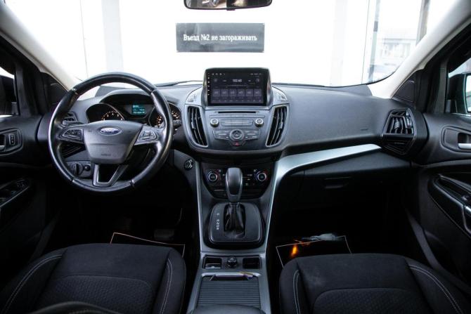 Ford Kuga II Рестайлинг с пробегом 2017 года, цена 1 498 000 рублей, 136500 км, внедорожник, Автокод Объявления
