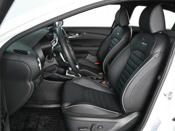 Kia Cerato IV Рестайлинг с пробегом 2022 года, цена 3 300 000 рублей, 670 км, седан, Автокод Объявления