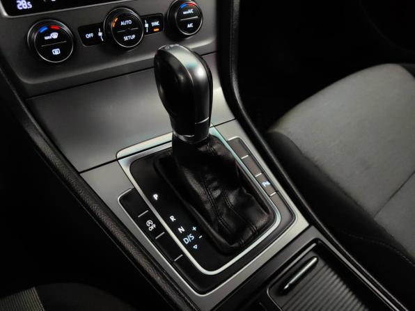 Volkswagen Golf VII с пробегом 2013 года, цена 777 000 рублей, 252366 км, хэтчбек, Автокод Объявления