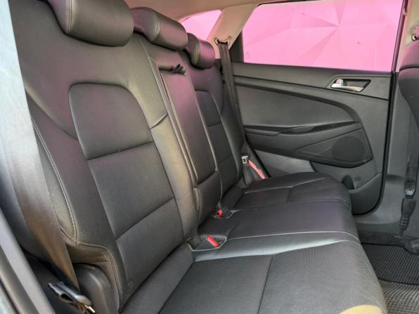 Hyundai Tucson III с пробегом 2017 года, цена 1 340 000 рублей, 278135 км, внедорожник, Автокод Объявления