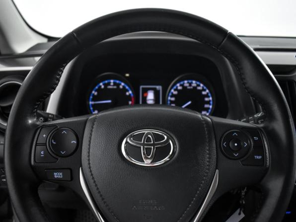 Toyota RAV4 IV (XA40) Рестайлинг с пробегом 2018 года, цена 2 399 000 рублей, 84815 км, внедорожник, Автокод Объявления