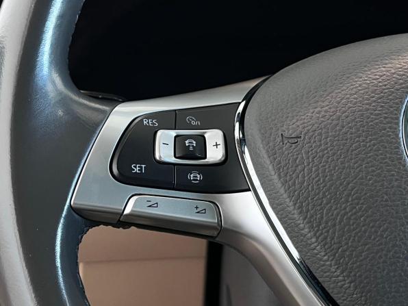 Volkswagen Touareg III с пробегом 2020 года, цена 5 199 000 рублей, 128256 км, внедорожник, Автокод Объявления