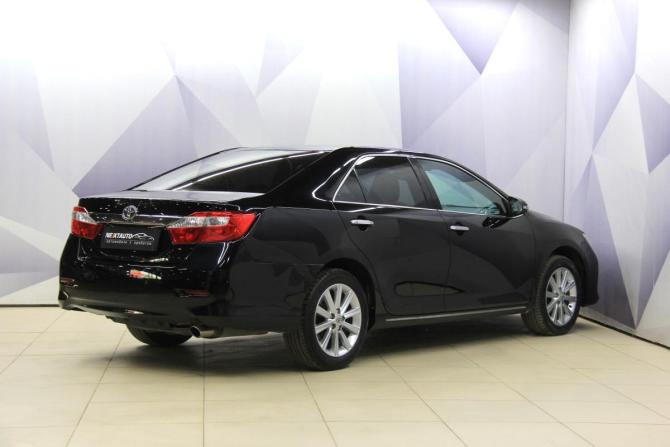 Toyota Camry VII (XV50) с пробегом 2014 года, цена 1 579 200 рублей, 261710 км, седан, Автокод Объявления