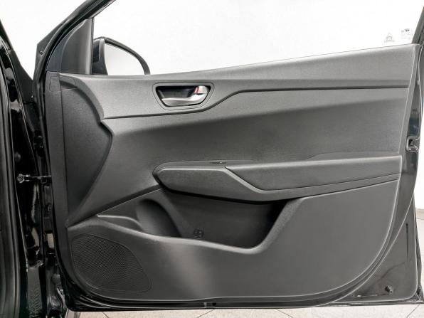 Hyundai Solaris II Рестайлинг с пробегом 2021 года, цена 1 475 000 рублей, 87722 км, седан, Автокод Объявления