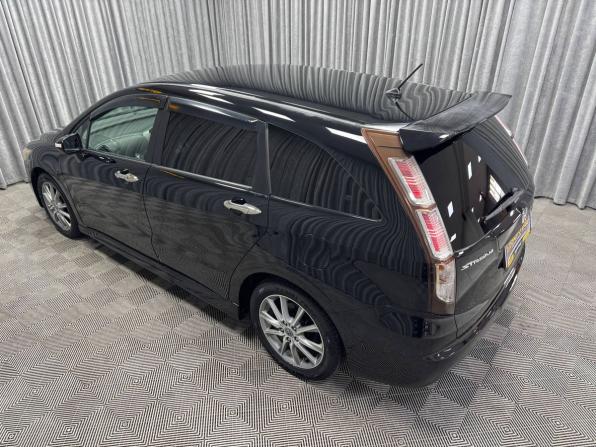 Honda Stream II Рестайлинг с пробегом 2010 года, цена 1 538 000 рублей, 153790 км, компактвэн, Автокод Объявления