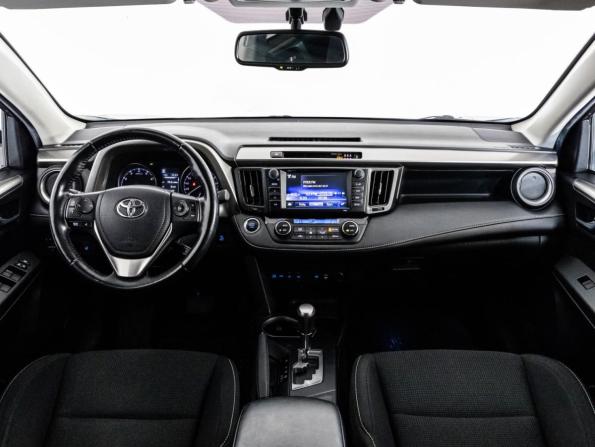 Toyota RAV4 IV (XA40) Рестайлинг с пробегом 2019 года, цена 2 075 000 рублей, 176252 км, внедорожник, Автокод Объявления
