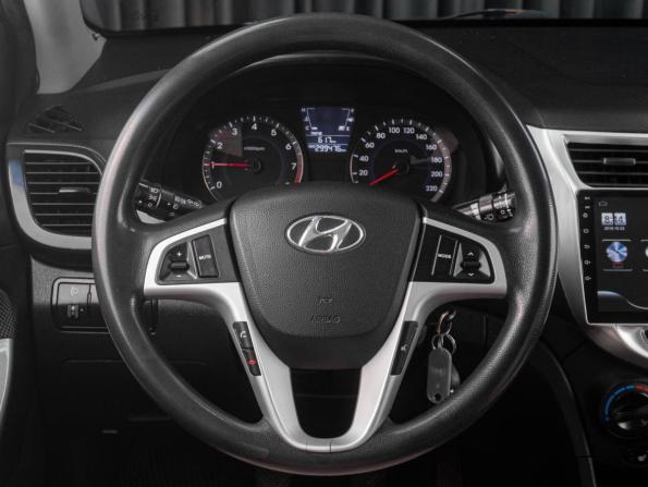 Hyundai Solaris I с пробегом 2011 года, цена 719 000 рублей, 299476 км, седан, Автокод Объявления