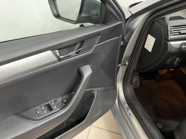 Skoda Superb III с пробегом 2016 года, цена 1 499 000 рублей, 169758 км, лифтбек, Автокод Объявления