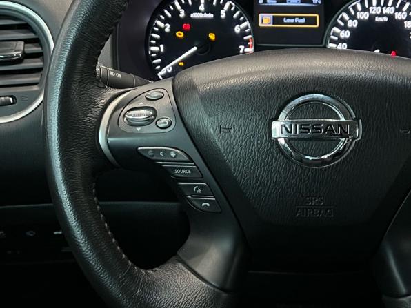 Nissan Pathfinder IV с пробегом 2015 года, цена 1 640 000 рублей, 162500 км, внедорожник, Автокод Объявления