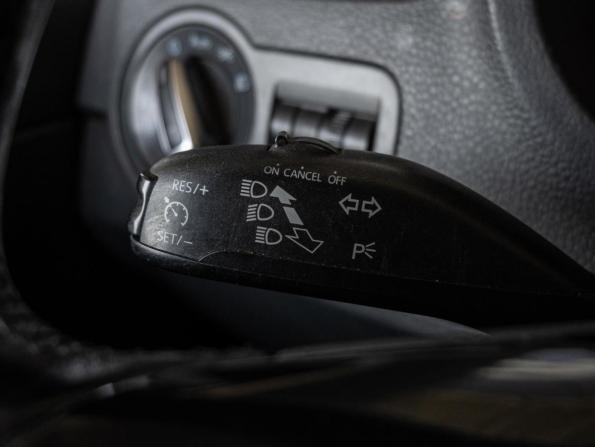 Volkswagen Polo V Рестайлинг с пробегом 2017 года, цена 1 250 000 рублей, 234216 км, седан, Автокод Объявления