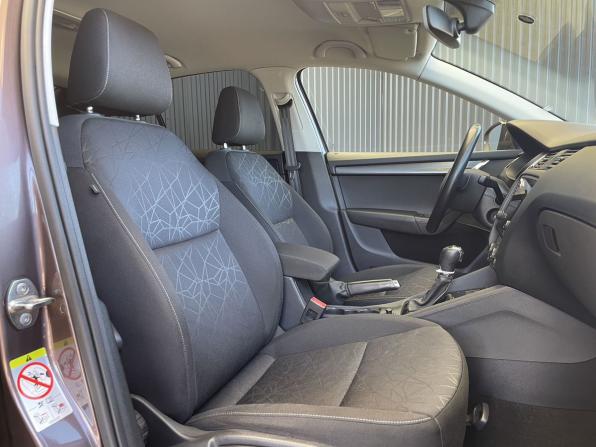 Skoda Octavia III (A7) Рестайлинг с пробегом 2019 года, цена 1 997 000 рублей, 61806 км, лифтбек, Автокод Объявления