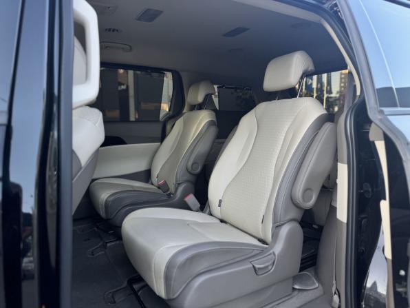 Kia Carnival IV с пробегом 2020 года, цена 3 850 000 рублей, 99740 км, минивэн, Автокод Объявления