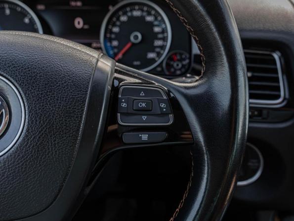 Volkswagen Touareg II с пробегом 2014 года, цена 2 340 000 рублей, 203941 км, внедорожник, Автокод Объявления