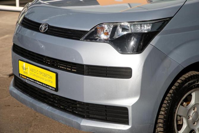 Toyota Spade с пробегом 2014 года, цена 870 000 рублей, 77145 км, компактвэн, Автокод Объявления