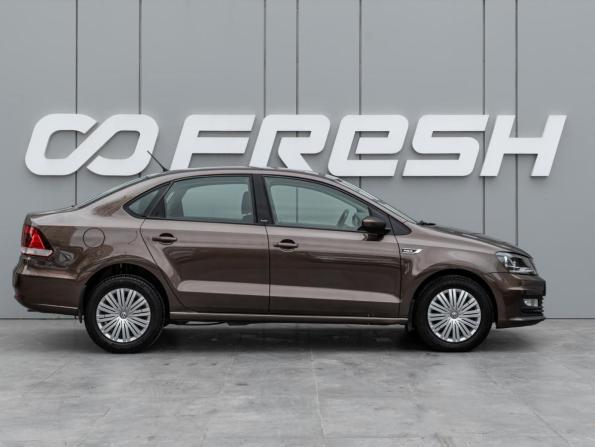 Volkswagen Polo V Рестайлинг с пробегом 2016 года, цена 1 190 000 рублей, 172716 км, седан, Автокод Объявления
