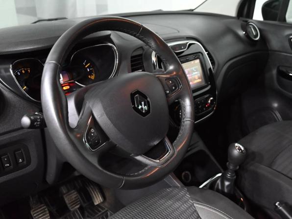 Renault Kaptur I с пробегом 2016 года, цена 1 615 000 рублей, 103248 км, внедорожник, Автокод Объявления