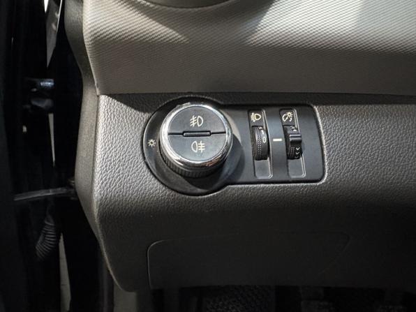 Chevrolet Aveo II с пробегом 2015 года, цена 655 000 рублей, 140465 км, седан, Автокод Объявления