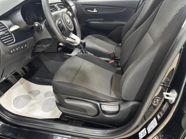 Kia Rio IV с пробегом 2018 года, цена 1 380 000 рублей, 162484 км, хэтчбек, Автокод Объявления