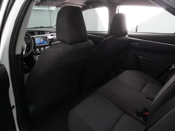 Toyota Corolla XI (E160 E170 E180) с пробегом 2013 года, цена 1 089 000 рублей, 172285 км, седан, Автокод Объявления