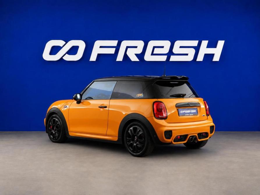 Mini Hatch III (F55/F56) Москва  - изображение 2