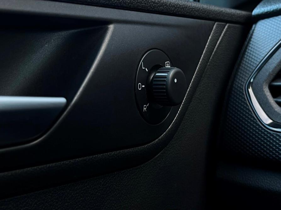 Volkswagen Polo VI Санкт-Петербург  - изображение 17