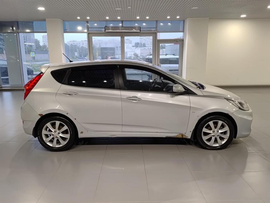 Hyundai Solaris I Казань  - изображение 5